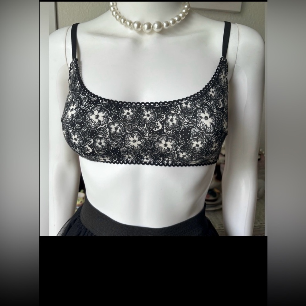 Kit Bralette Undergarments Cotton Floral Black & White colors Size XS New NWT
